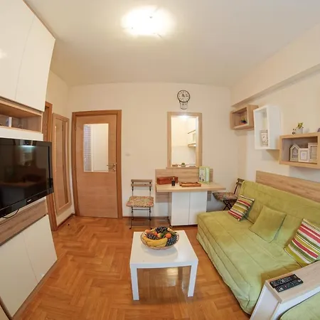 Suncani Apartman Lavanda *